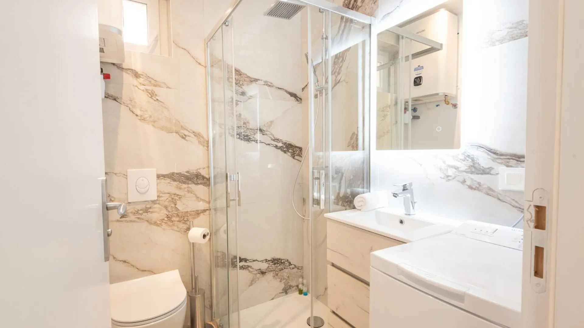 Premium T2 Neuf 2Eme Etage Ultra Centre Lorient Par Groom Apartment